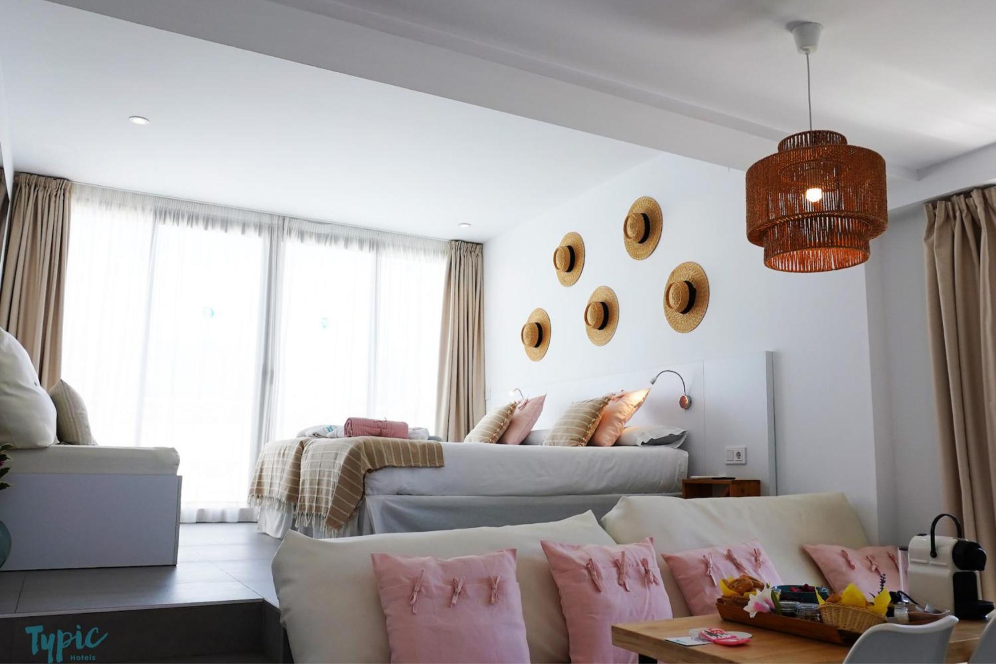 Typic Marina Playa - Adults Only Apart otel Sant Antoni de Portmany Dış mekan fotoğraf