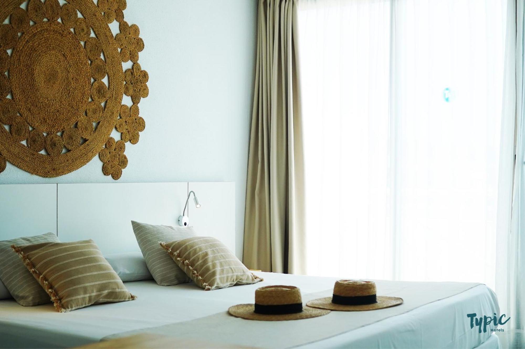 Typic Marina Playa - Adults Only Apart otel Sant Antoni de Portmany Dış mekan fotoğraf
